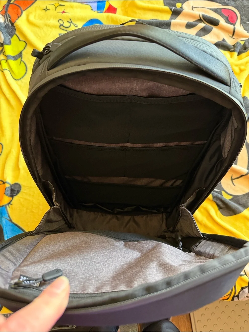 Nomadic Navigator Black Everyday water resistant Backpack - work or travel, NEW